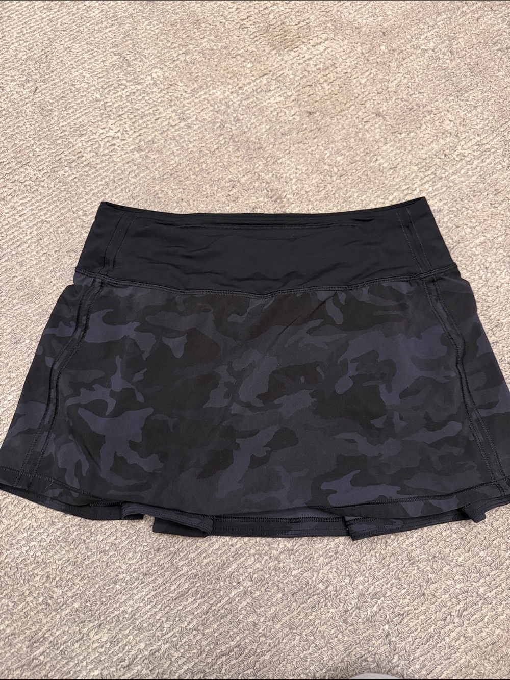lululemon athletica Black & Charcoal Camo Active Skirt